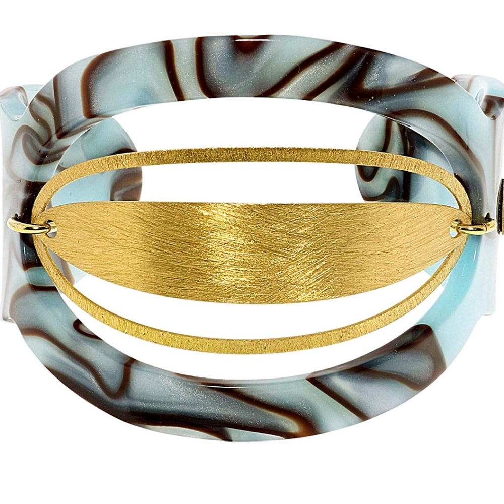 NWT Invicta bangle bracelet